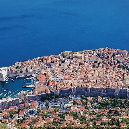 Beautiful In With Wifi&1 Bedrooms Appartement *
